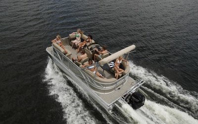Sylvan Mirage Cruise 820