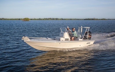 Hewes Redfisher 18