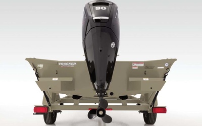 Tracker Grizzly 1860 MVX CC