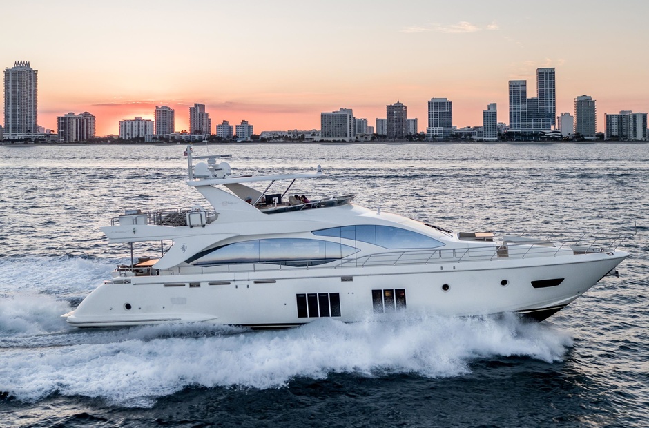 Azimut Phoenix