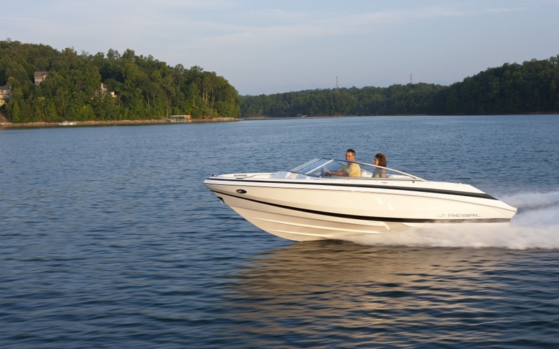 Regal 2000 Bowrider