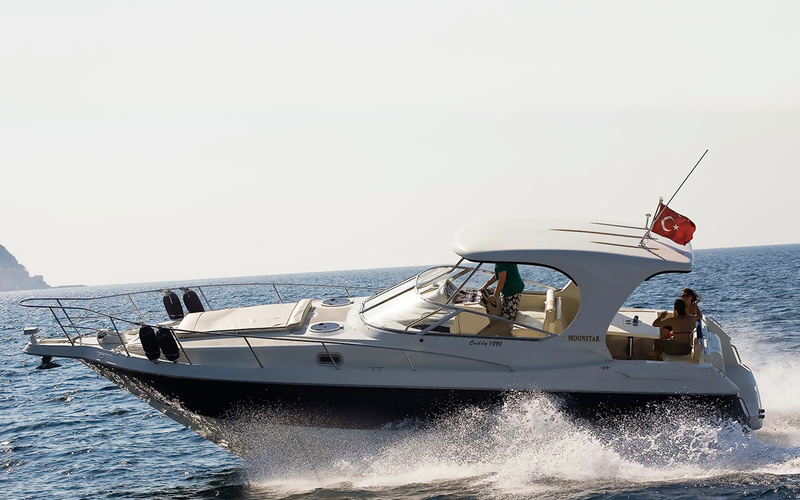 San Boat 1090 Cuddy