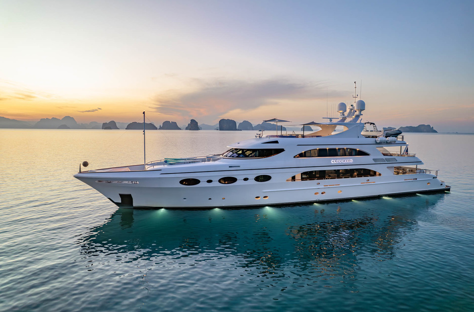 Trinity Yachts Sapphire