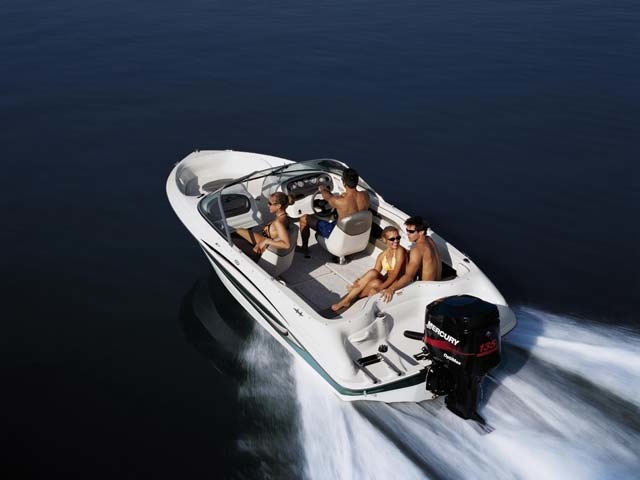 Sea Ray 185 Outboard Sport