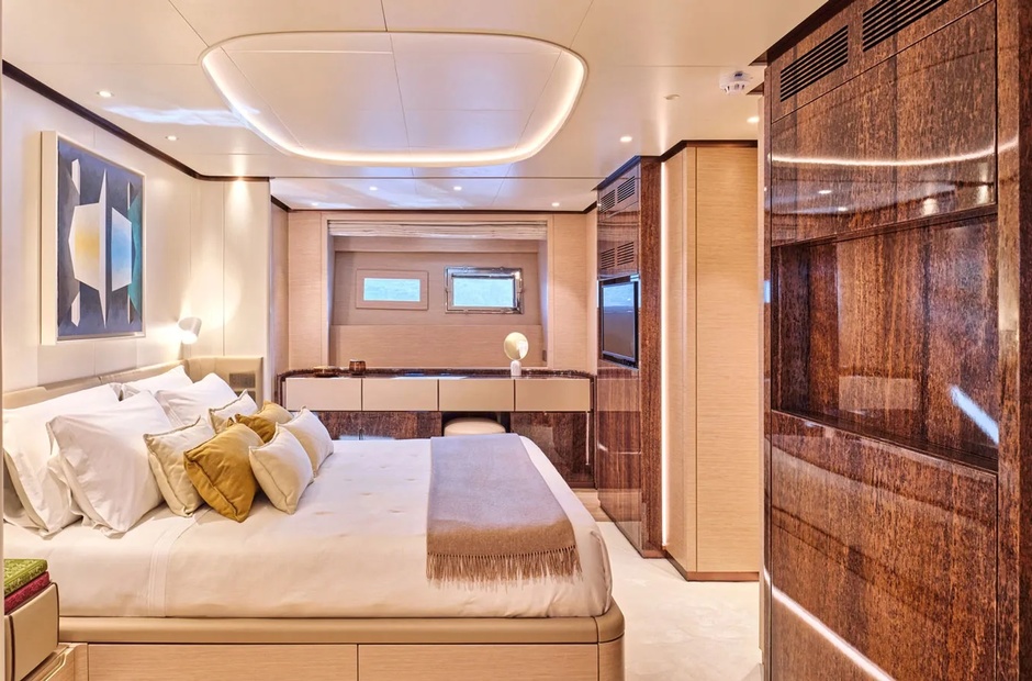 Golden Yachts  O'Riana