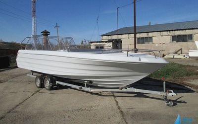 Akua Boat Касатка PRO 750