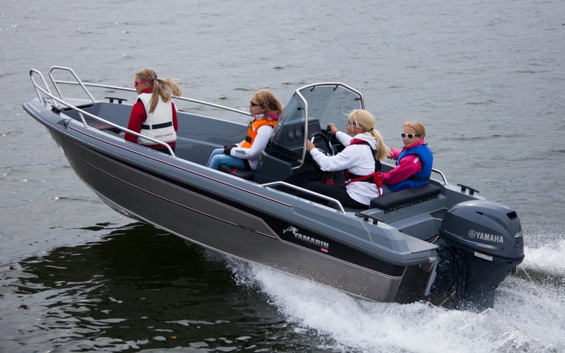 Yamarin Cross 46 Side Console