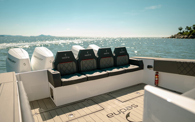 Sedna CAT 370 Cabin
