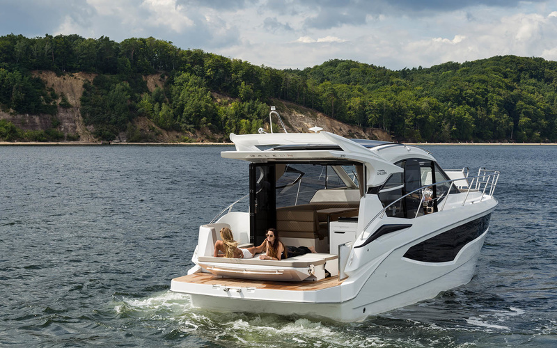 Galeon 370 HTC