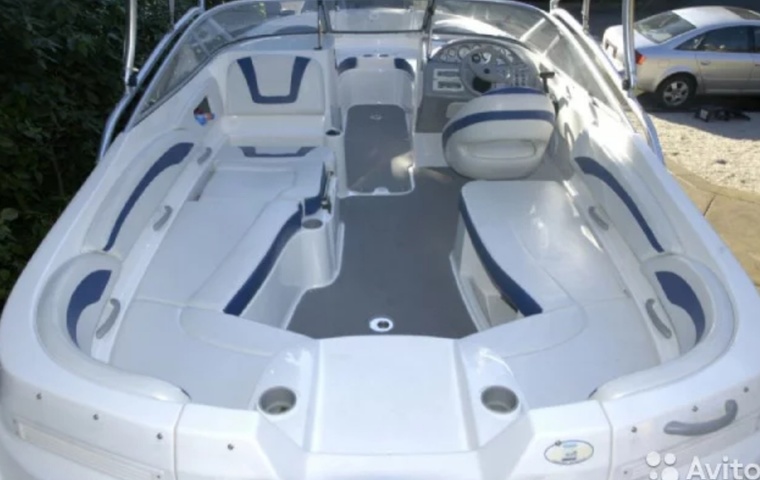 Bayliner 217 Deck Boat (2006)