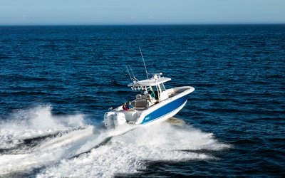 Boston Whaler 330 Outrage