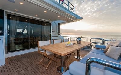 Azimut Magellano 76