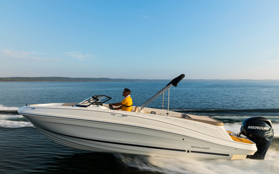 Bayliner VR6 Bowrider Outboard