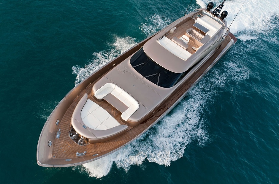 AB Yachts Five Waves