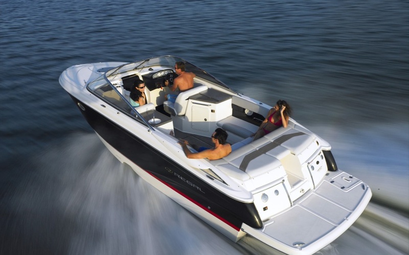 Regal 2750 Cuddy