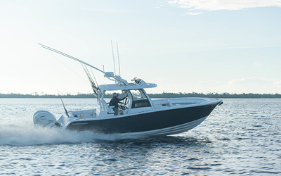 Sportsman Open 322 Center Console