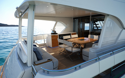 Riviera 78 Motor Yacht