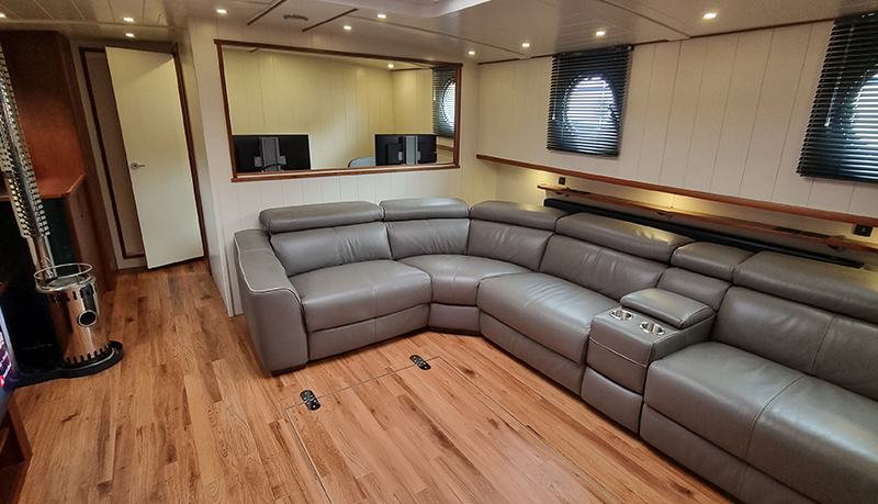 Piper 60L Luxemotor Class Dutch Barge