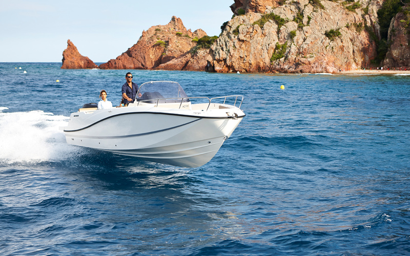 Quicksilver Activ 755 Open
