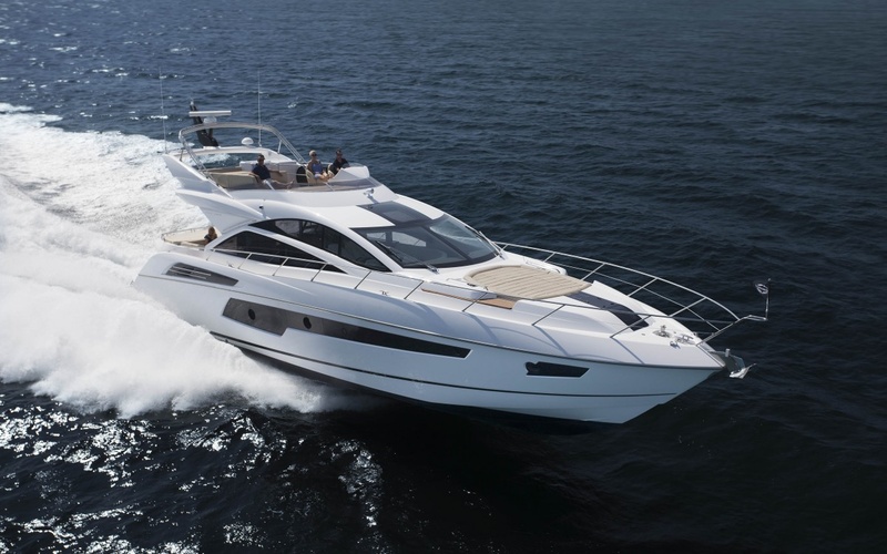 Sunseeker 68 Sport Yacht