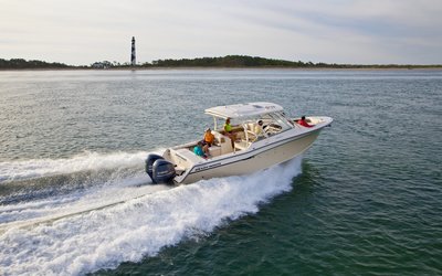 Grady-White Freedom 335