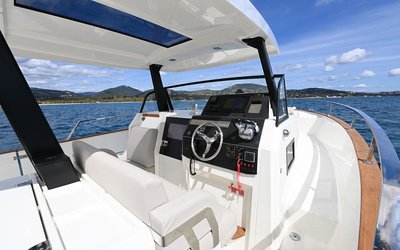 Rhea 32 HB Open