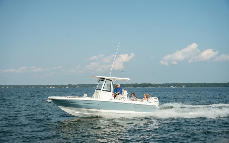 Sea Hunt Escape 25