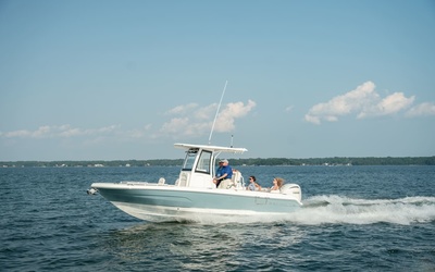 Sea Hunt Escape 25