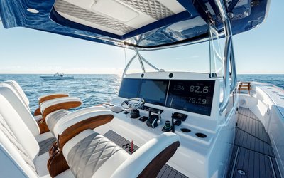 Front Runner 47 Center Console