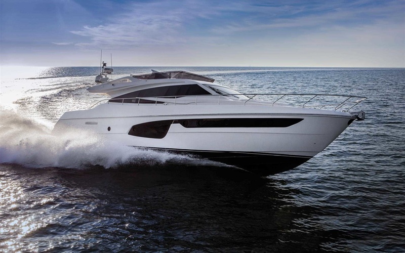 Ferretti 650