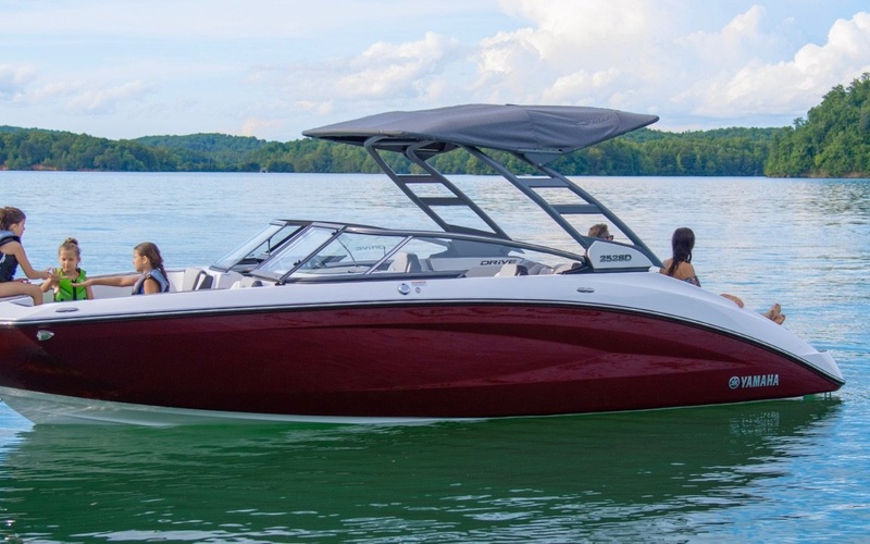 Yamaha 252SE