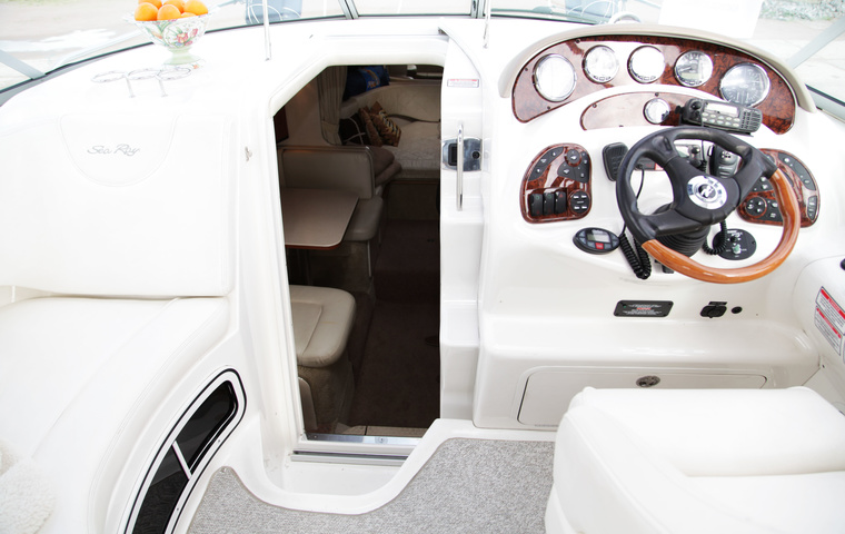 Sea Ray 315 Sundancer   (2004)