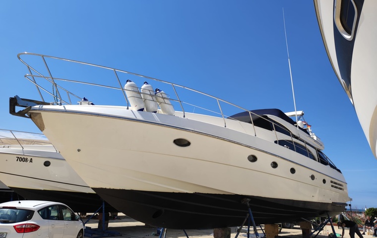 Azimut 58 (1998)