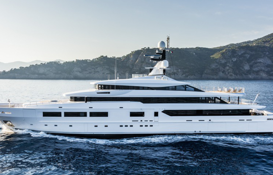 Suerte: a superyacht for Zen cognizants