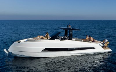 Astondoa 377 Coupe