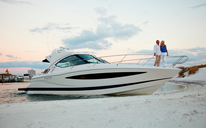 Four Winns V435