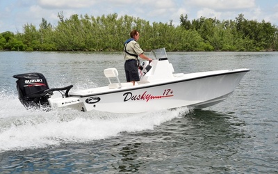 Dusky 17 Open Fisherman