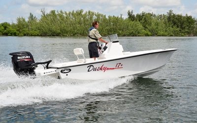 Dusky 17 Open Fisherman