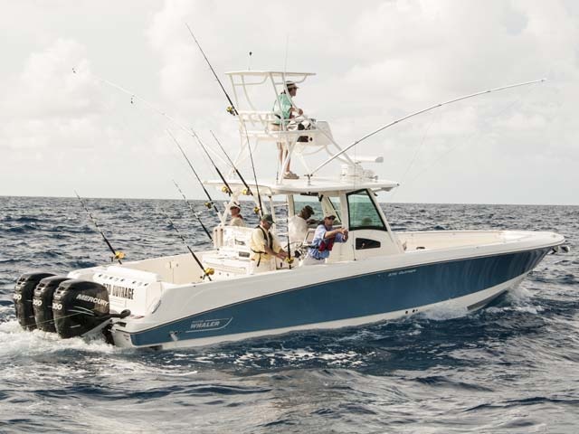 Boston Whaler 370 Outrage