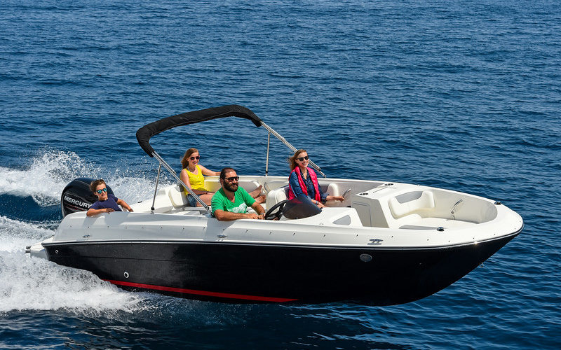 Bayliner Element E7
