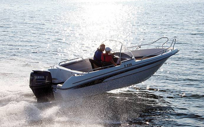 Yamarin 56 Side Console