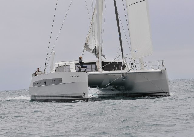 Catana 59