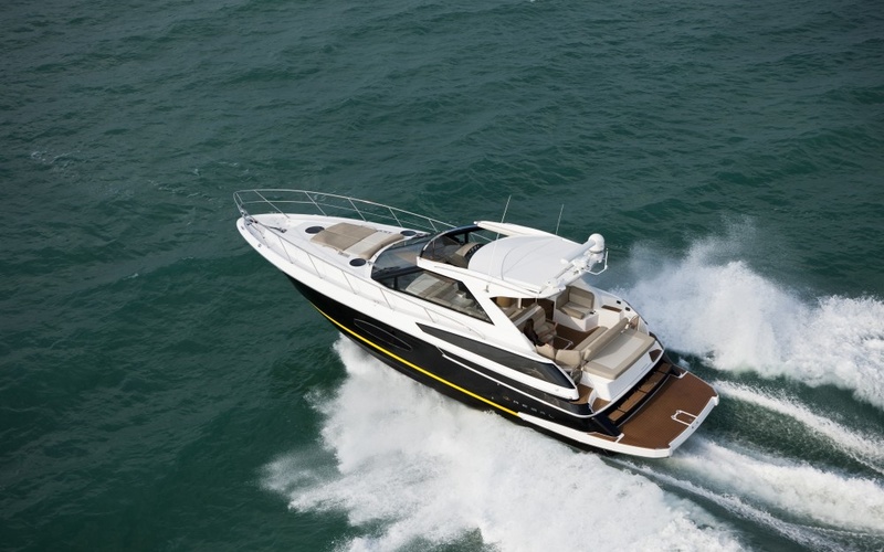 Regal 46 Sport Coupe