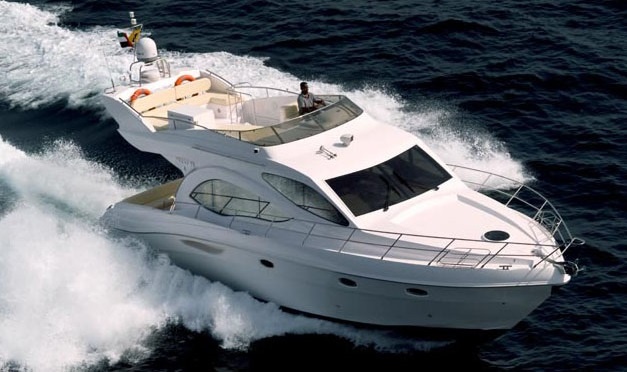 Majesty 44