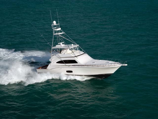 Bertram 700