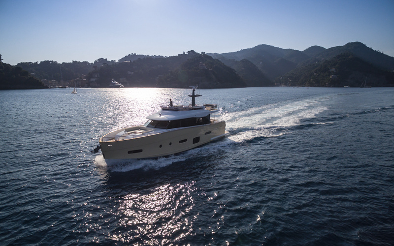 Azimut Magellano 66