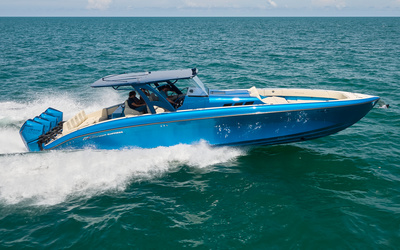 Midnight Express  43' Solstice