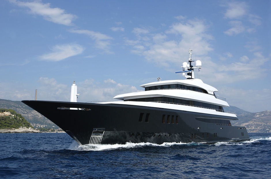 Icon Yachts Loon