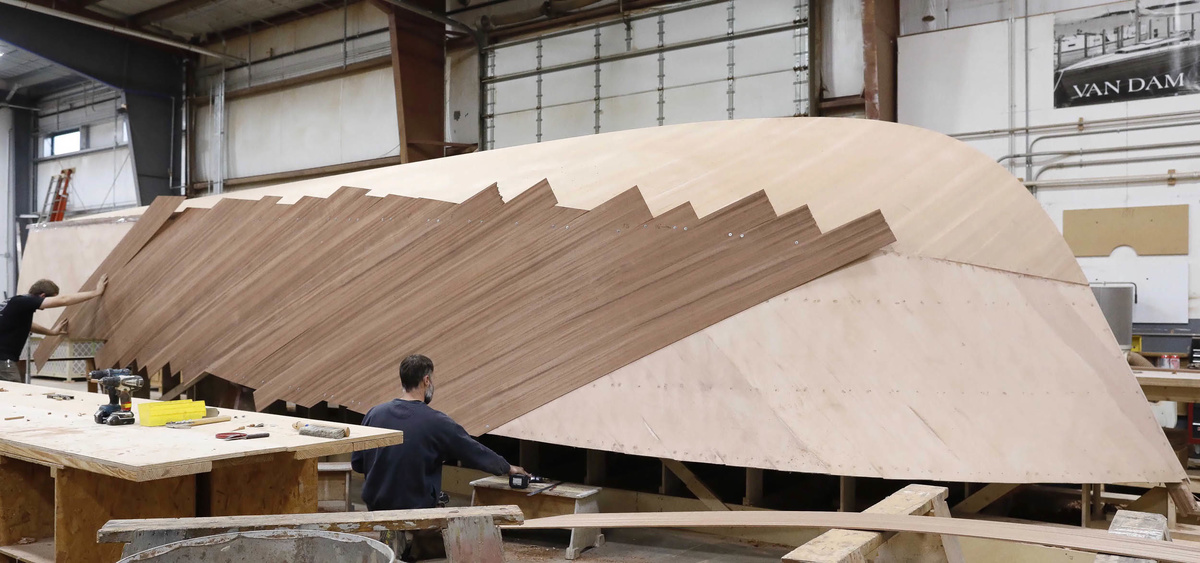Van Dam Boats