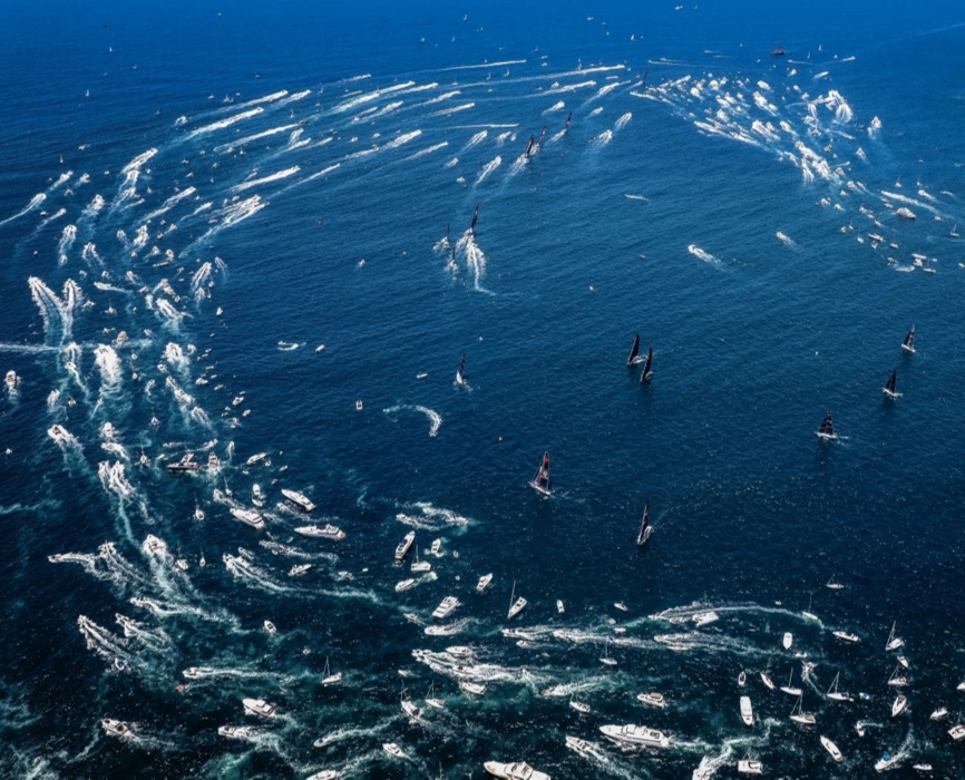 An impressive flotilla leaves Sydney Bay at the launch of the Rolex Sydney Hobart Yacht Race on 26 December 2018. Hundreds of spectators join the famous regatta on their boats. 